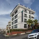 La Cielo Bostanci ホテル 4*