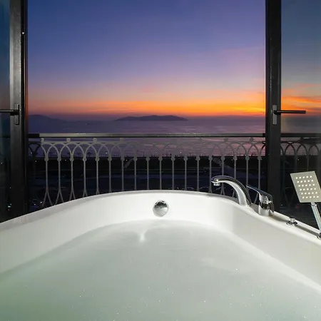 Hotel La Cielo Bostanci 4*