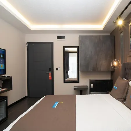 Отель La Cielo Bostanci