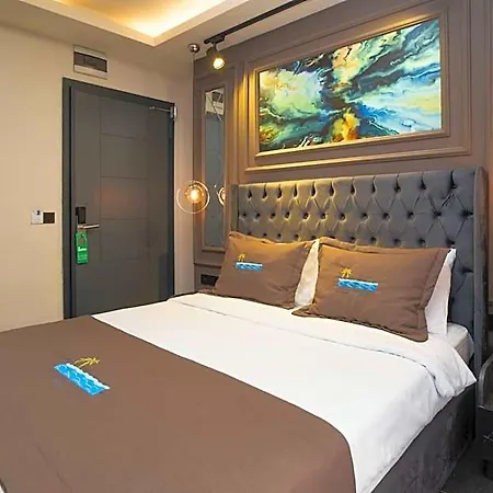Hotel La Cielo Bostanci 4*